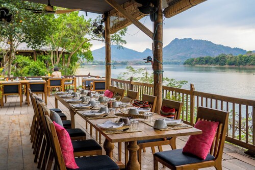 Ock Pop Tok Mekong Villa