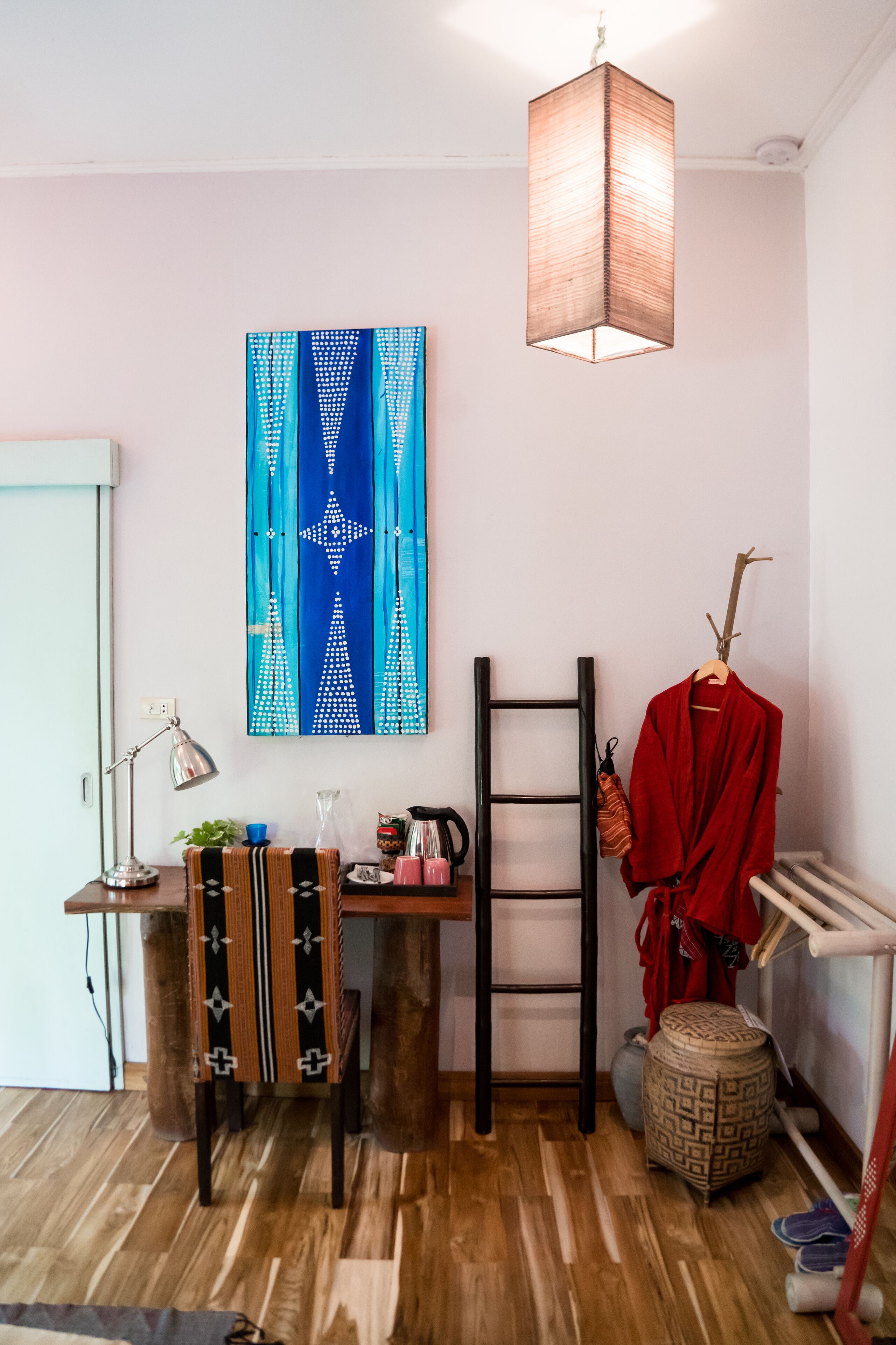 katu room, garden view | living area