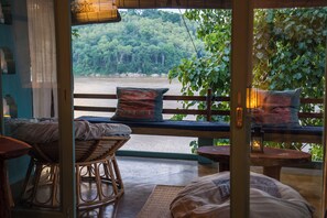 Hmong Room, River View | Terrace/patio