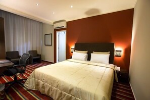 Premium bedding, minibar, in-room safe, desk - The J Hotel & Spa (Beirut)