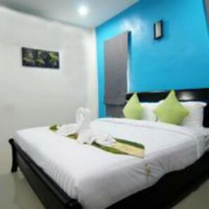 Minibar, in-room safe, blackout drapes, free WiFi - Lanta Memory Resort (Ko Lanta)