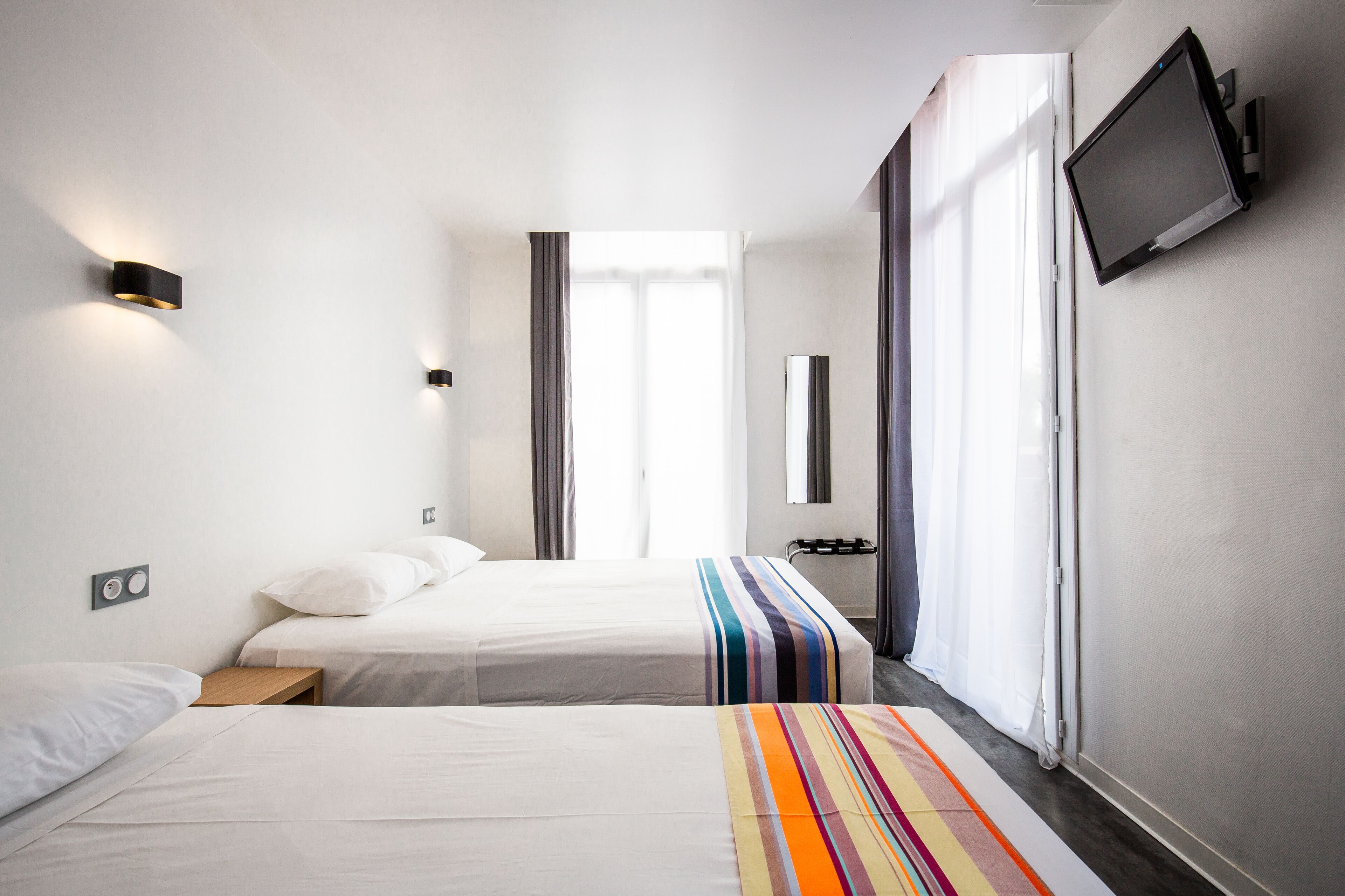 standard triple room | 1 bedroom, premium bedding, desk, blackout curtains