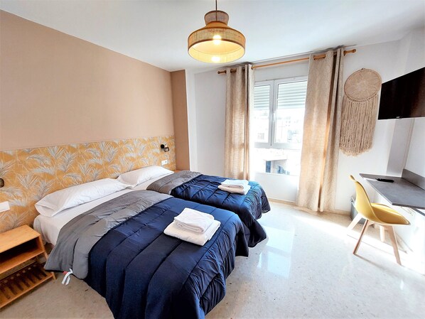 Comfort Twin Room, Shared Bathroom