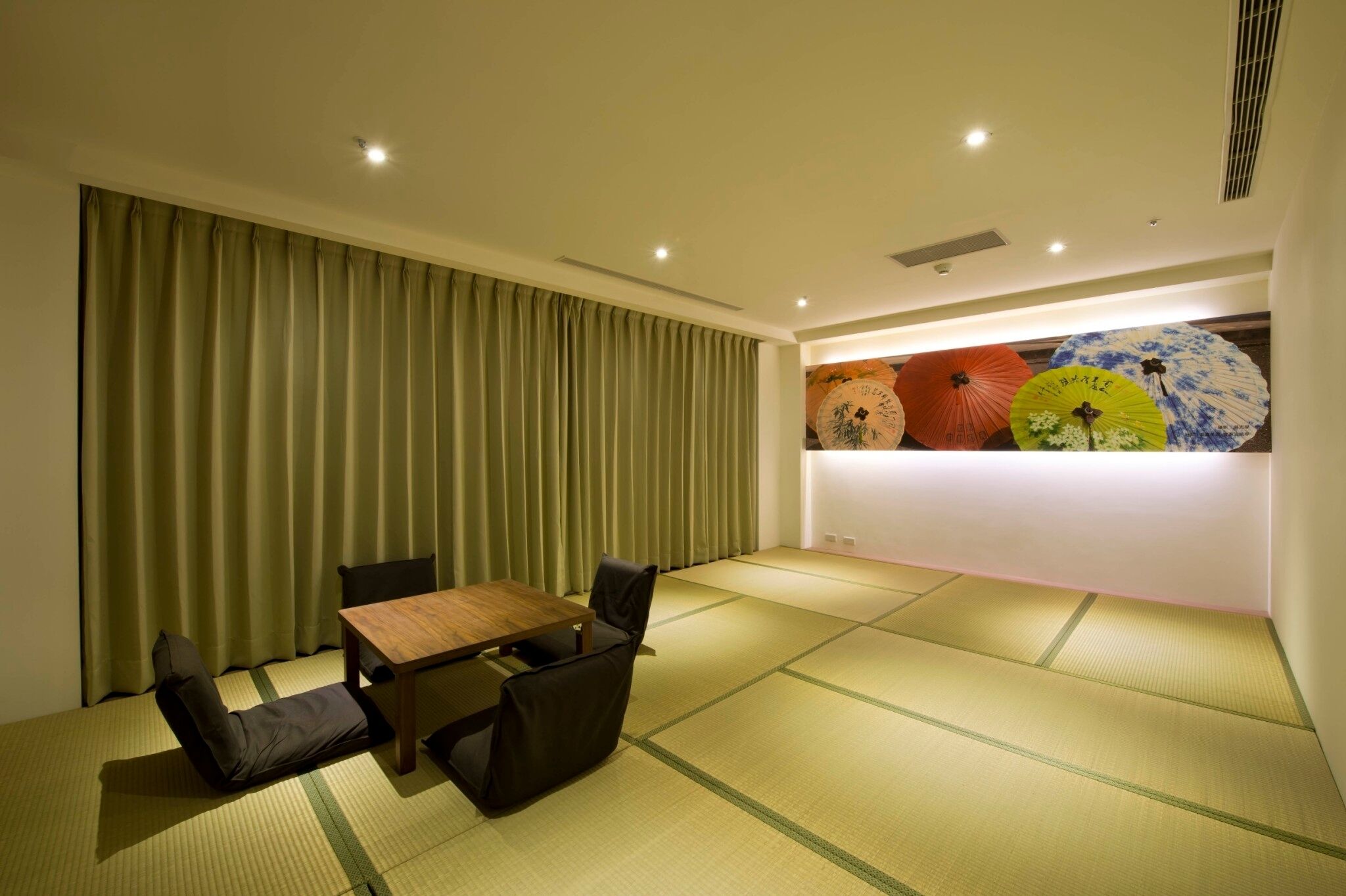 family quadruple room | 1 bedroom, desk, soundproofing, free wifi