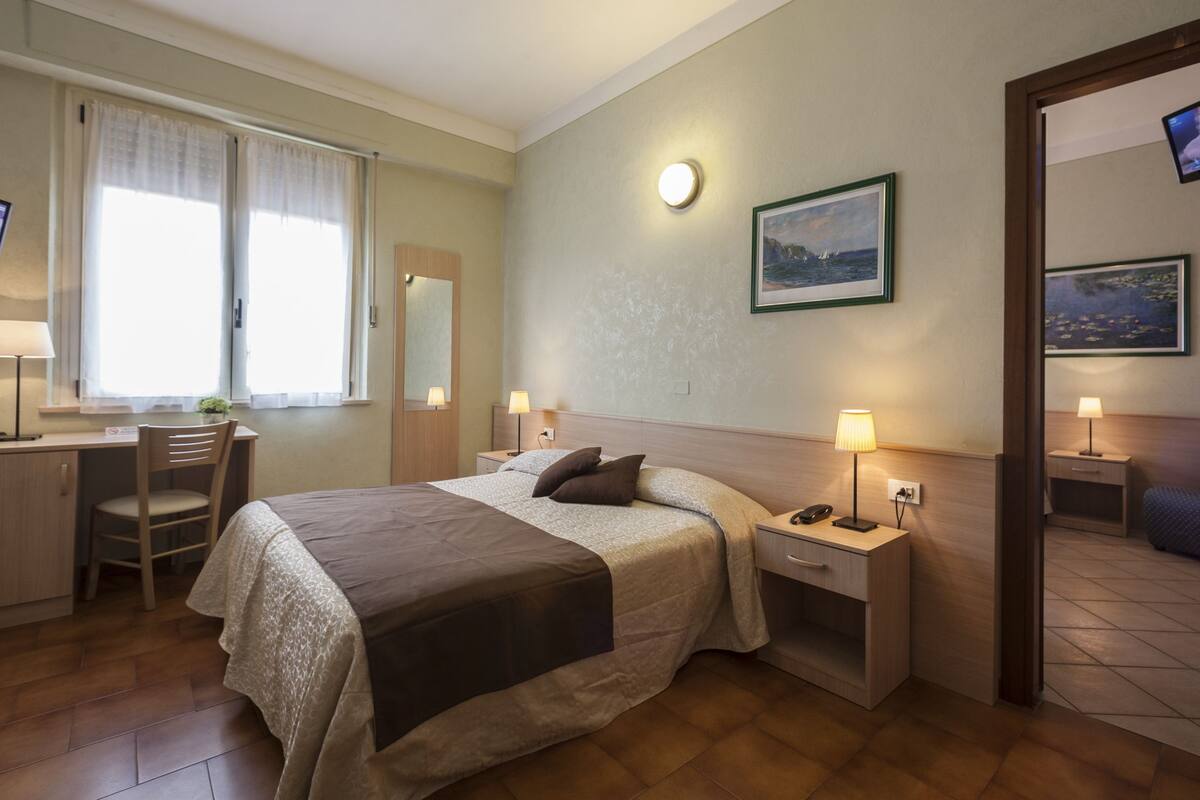 Room, Connecting Rooms | In-room safe, desk, cots/infant beds, free WiFi