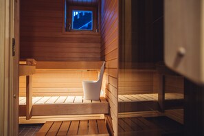 Ducha, artículos de tocador gratuitos, secador de pelo, bidet