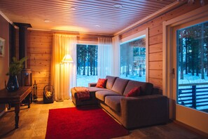 Premium Apartment, 3 Bedrooms, Kitchen, Garden Area