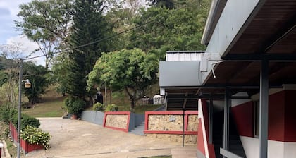 Monique's Guesthouse
