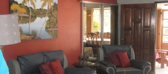 Monique's Guesthouse