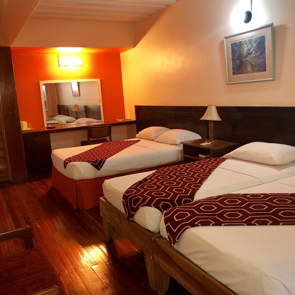 Monique's Guest House by null