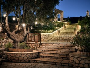 숙박 시설 입구