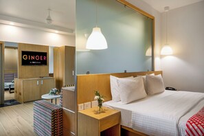 Premium bedding, minibar, in-room safe, desk - Ginger Kochi MG Road (Kanayannur)