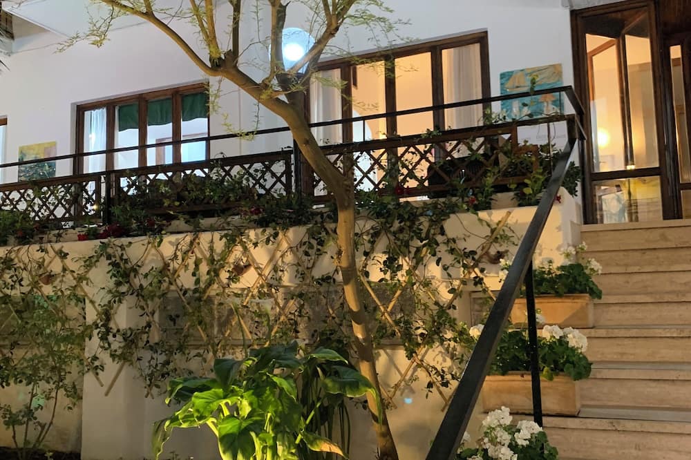 Hotel Conte