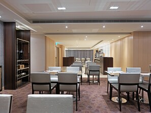 Daily self-serve breakfast for a fee - K Hotel Taipei SongJiang (Taipei)