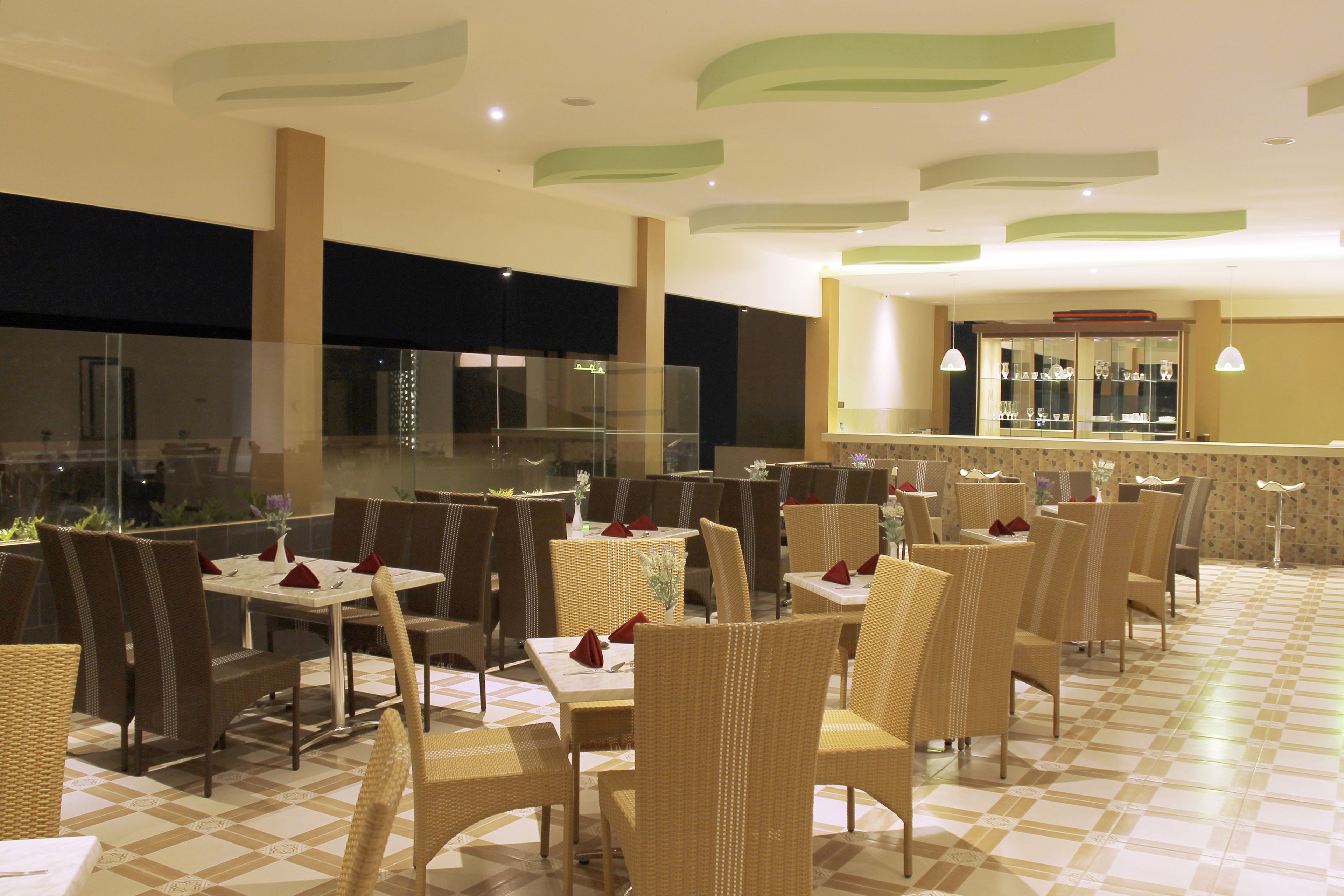 Breakfast, lunch, dinner served; international cuisine 