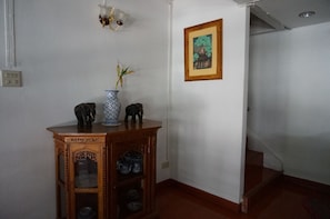 Interior - Dee-Lek Guesthouse and Restaurant (Cha-am)