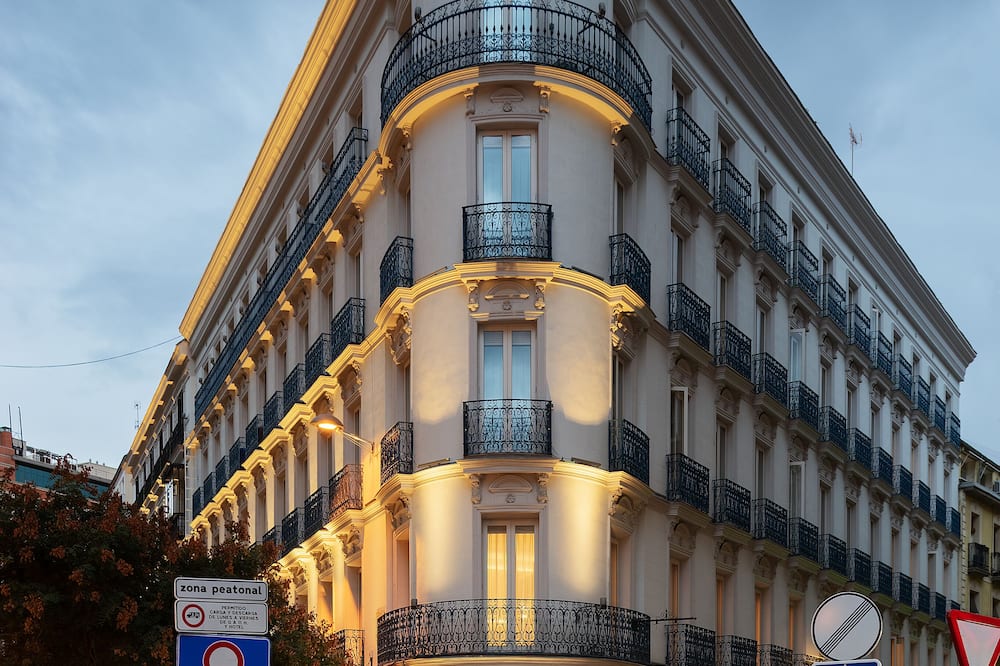 Hotel Preciados