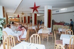 Frühstück, Mittagessen, Abendessen, internationale Küche 