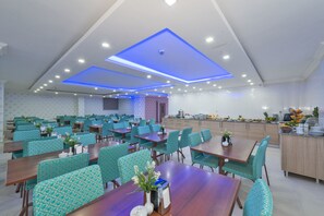 Free daily buffet breakfast - Ottoman City Hotel (Istanbul)