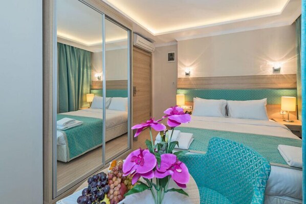 Economy Room | Premium bedding, minibar, in-room safe, desk - Ottoman City Hotel (Istanbul)