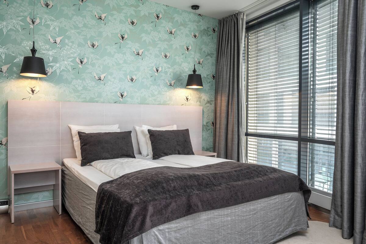 suite, non smoking | 1 bedroom, premium bedding, pillow-top beds, minibar