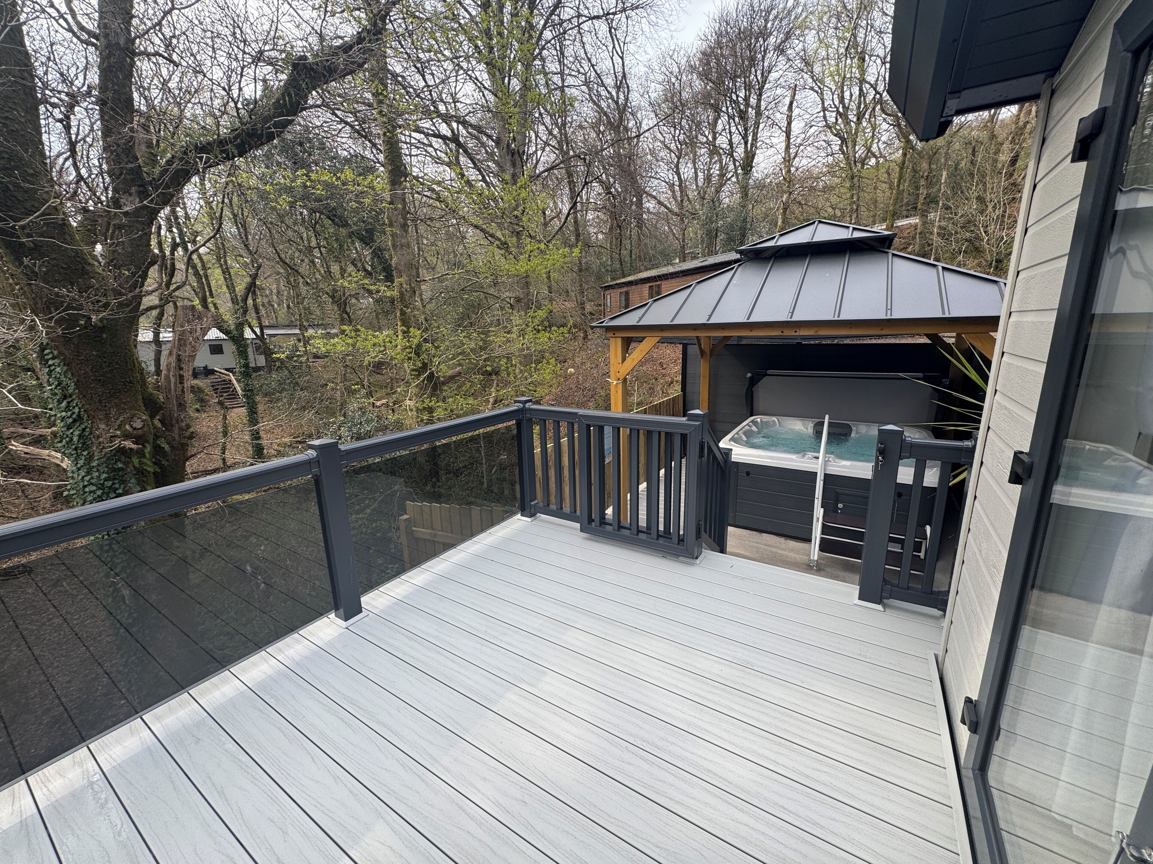 Celtic Orchard Lodge | Balcony view