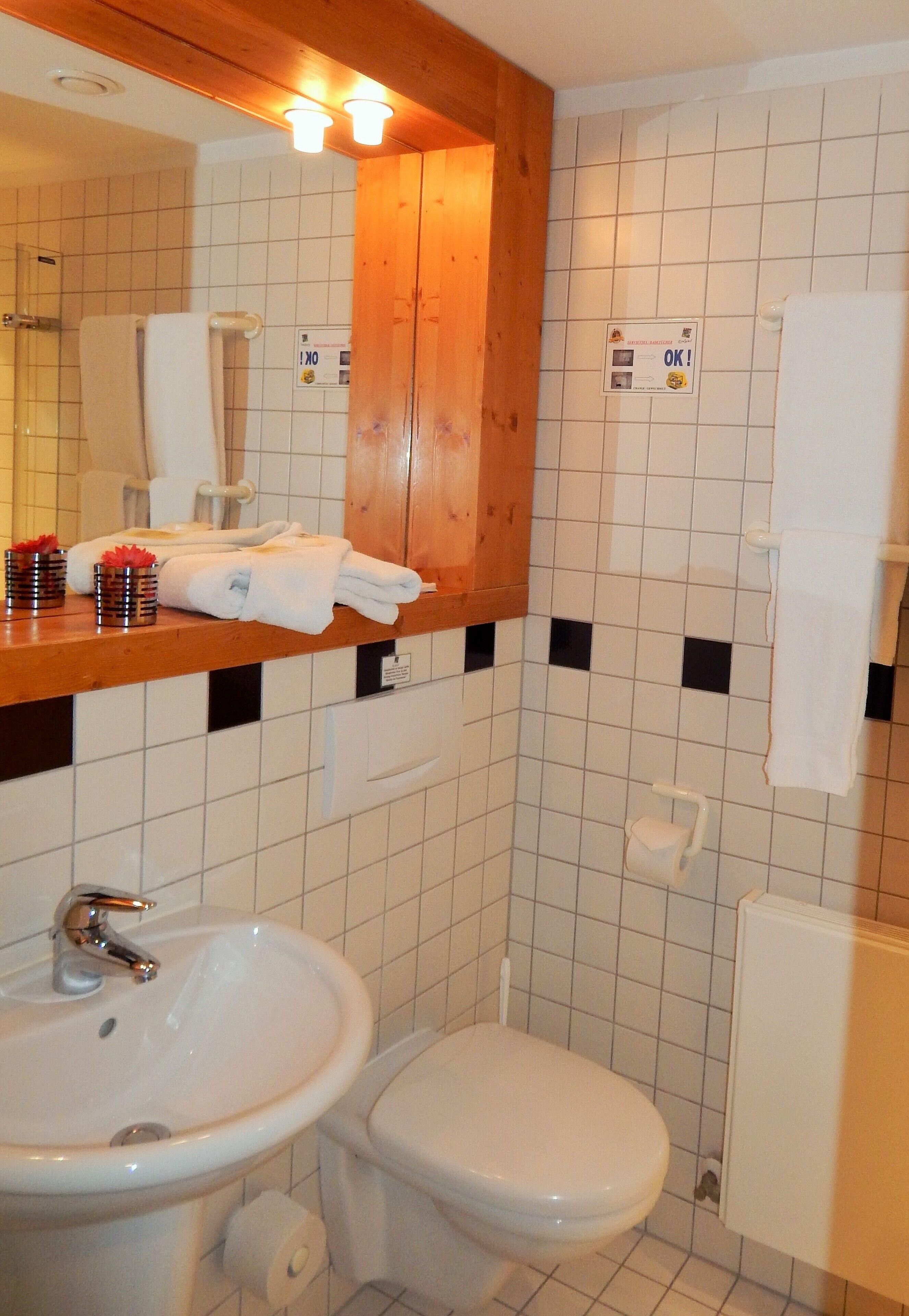 standard single room | room amenity