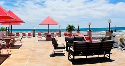 Matador Oceanfront Resort