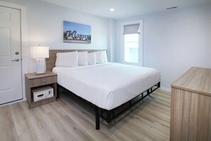 Deluxe Suite (Townhouse Apartment)