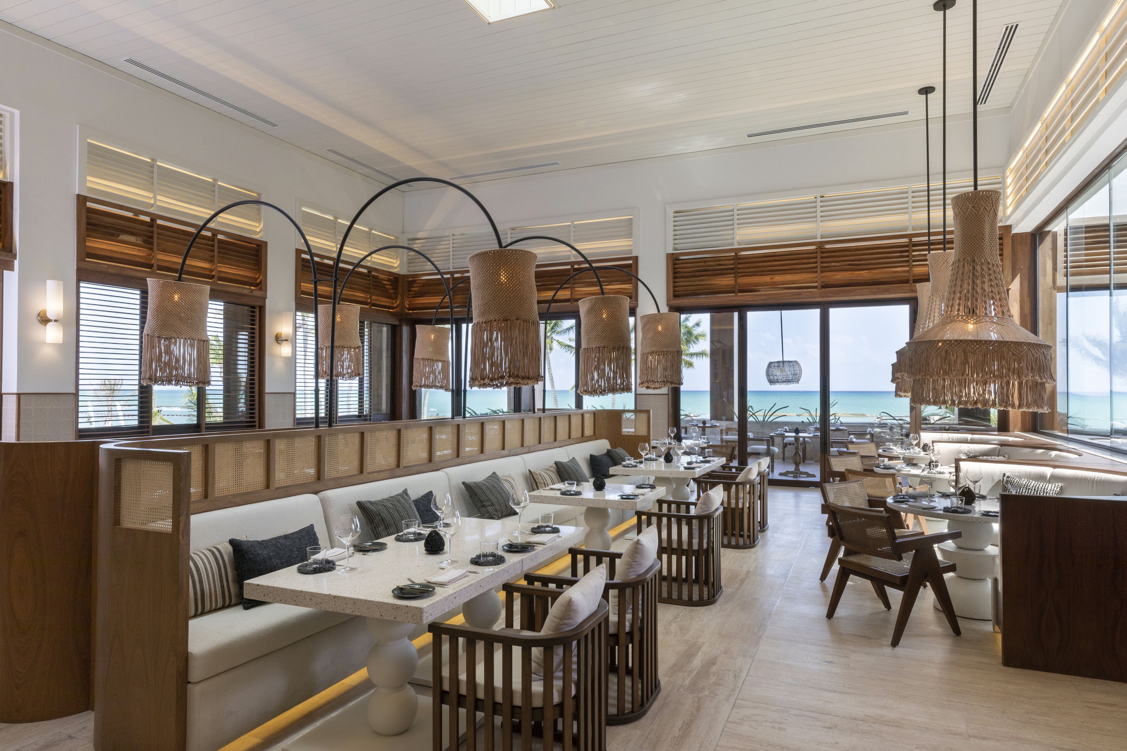 8 restaurants, breakfast, lunch, dinner served; Mexican cuisine 