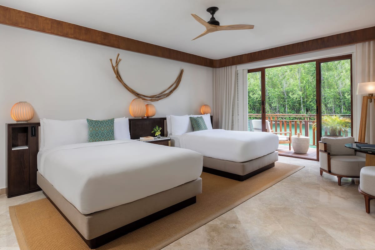 Premium bedding, Select Comfort beds, in-room safe, desk