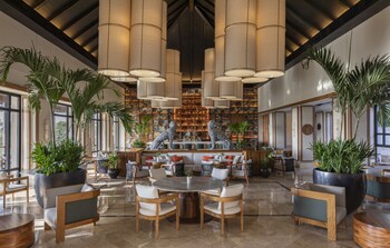 3 bars/lounges, 2 beach bars, swim-up bar, poolside bar at Fairmont Mayakoba Riviera Maya - All Inclusive
