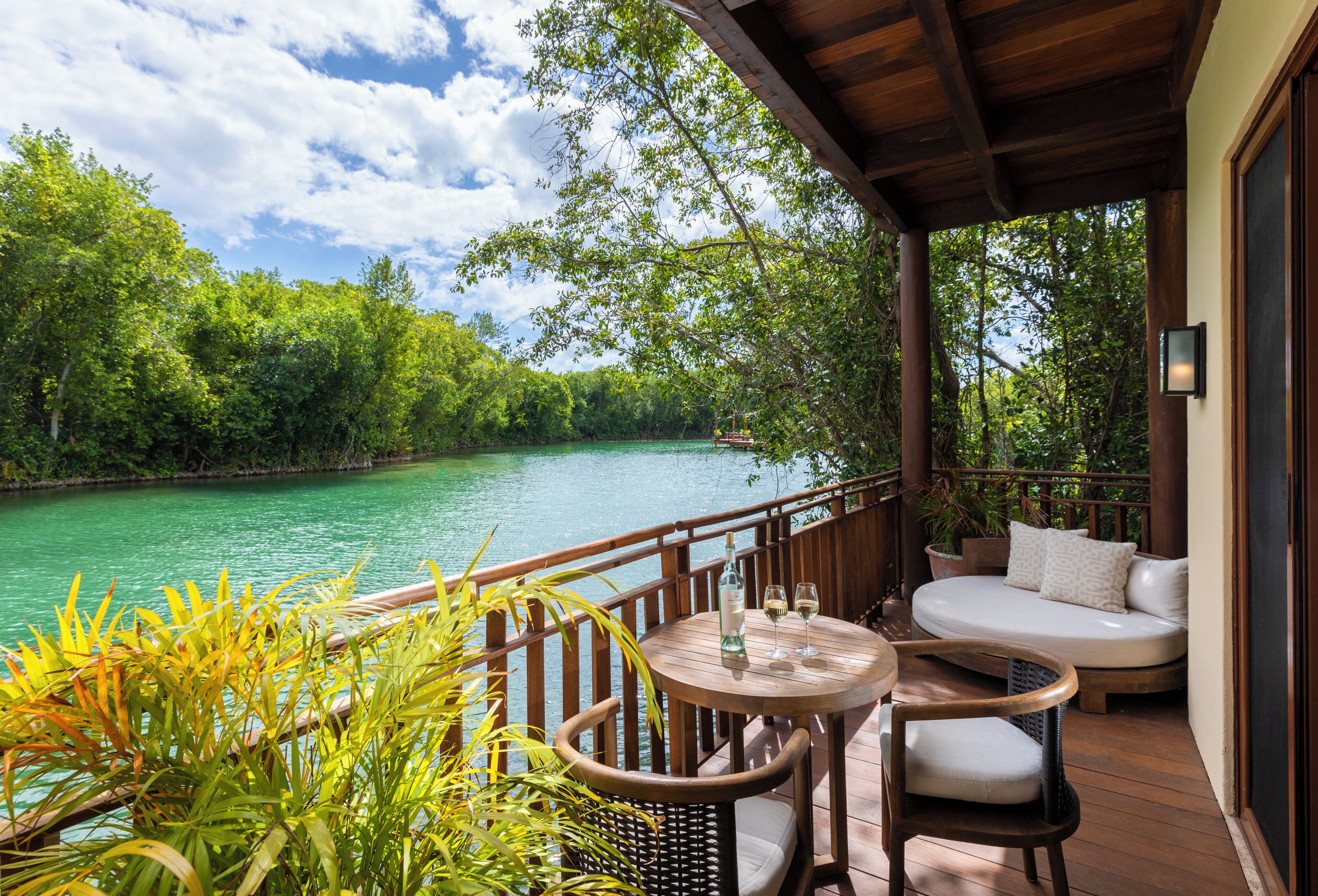 Casita, Signature-Suite, 2 Queen-Betten, Nichtraucher, Kanalblick | Blick vom Balkon