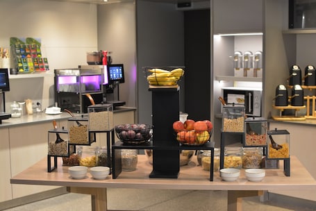 Frokostbuffé hver dag (EUR 22 per person)