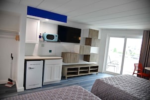 Quarto standard, 2 camas de casal (Land View) | Wi-Fi de cortesia, roupa de cama