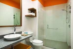 Shower, perlengkapan kamar mandi ramah lingkungan,  dan pengering rambut