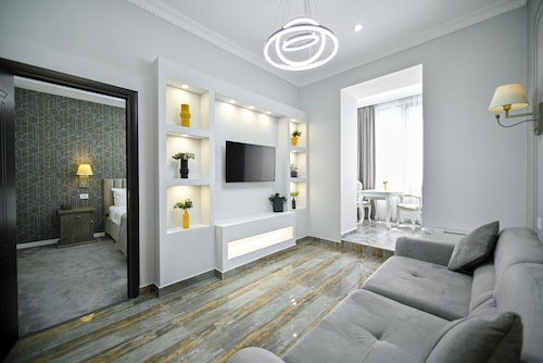 Imperial Palace Hotel