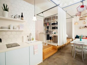 Geladeira, cafeteira/chaleira