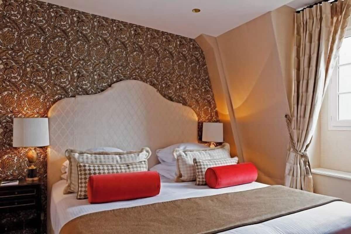 Literie de qualité supérieure, minibar, coffres-forts dans les chambres