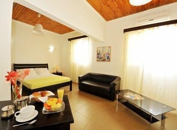 Premium Suite, 1 Bedroom, Private Bathroom, Ground Floor