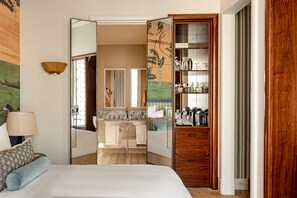 Room (Boudoir)