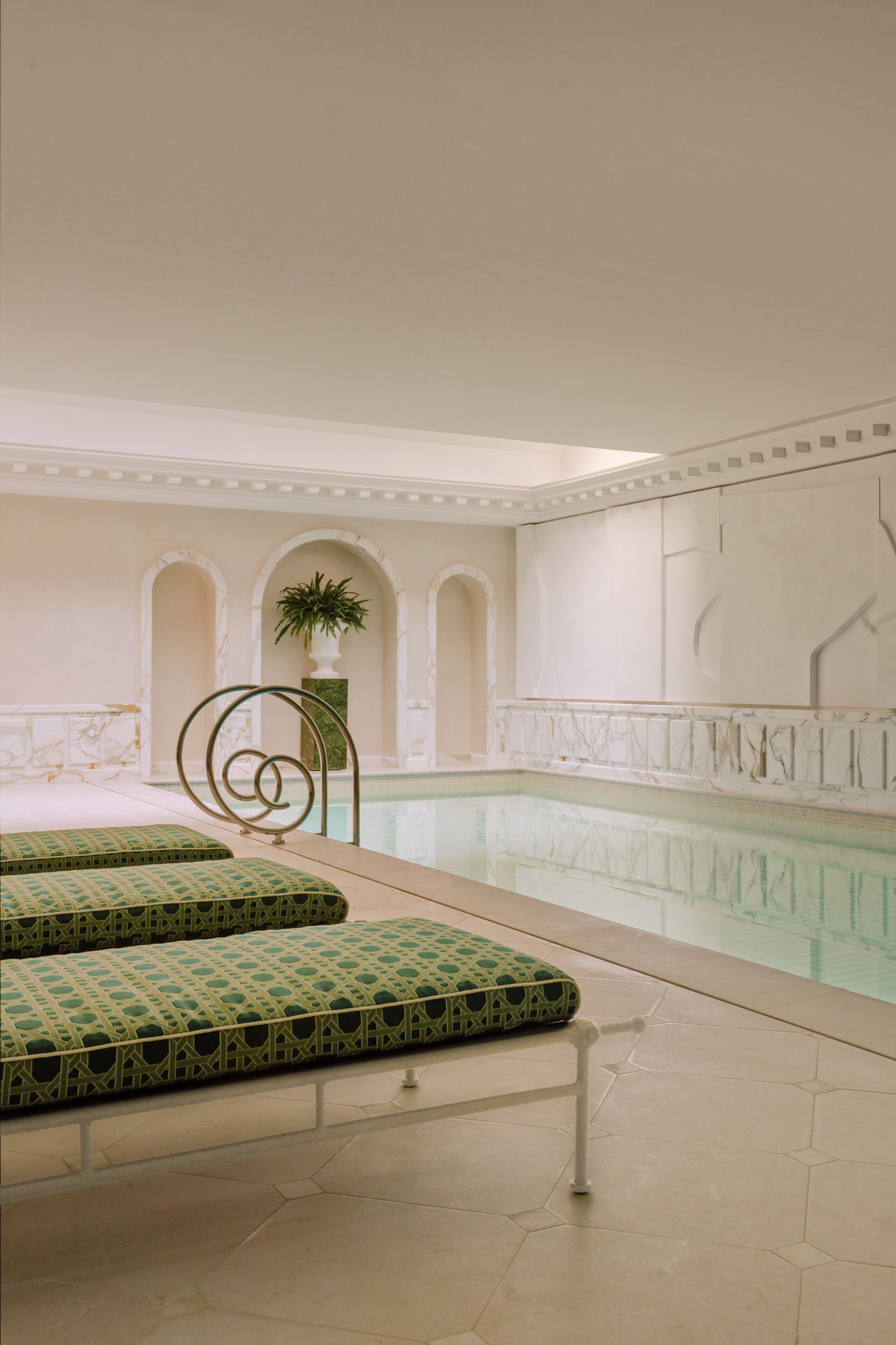 Photo - Saint James Paris