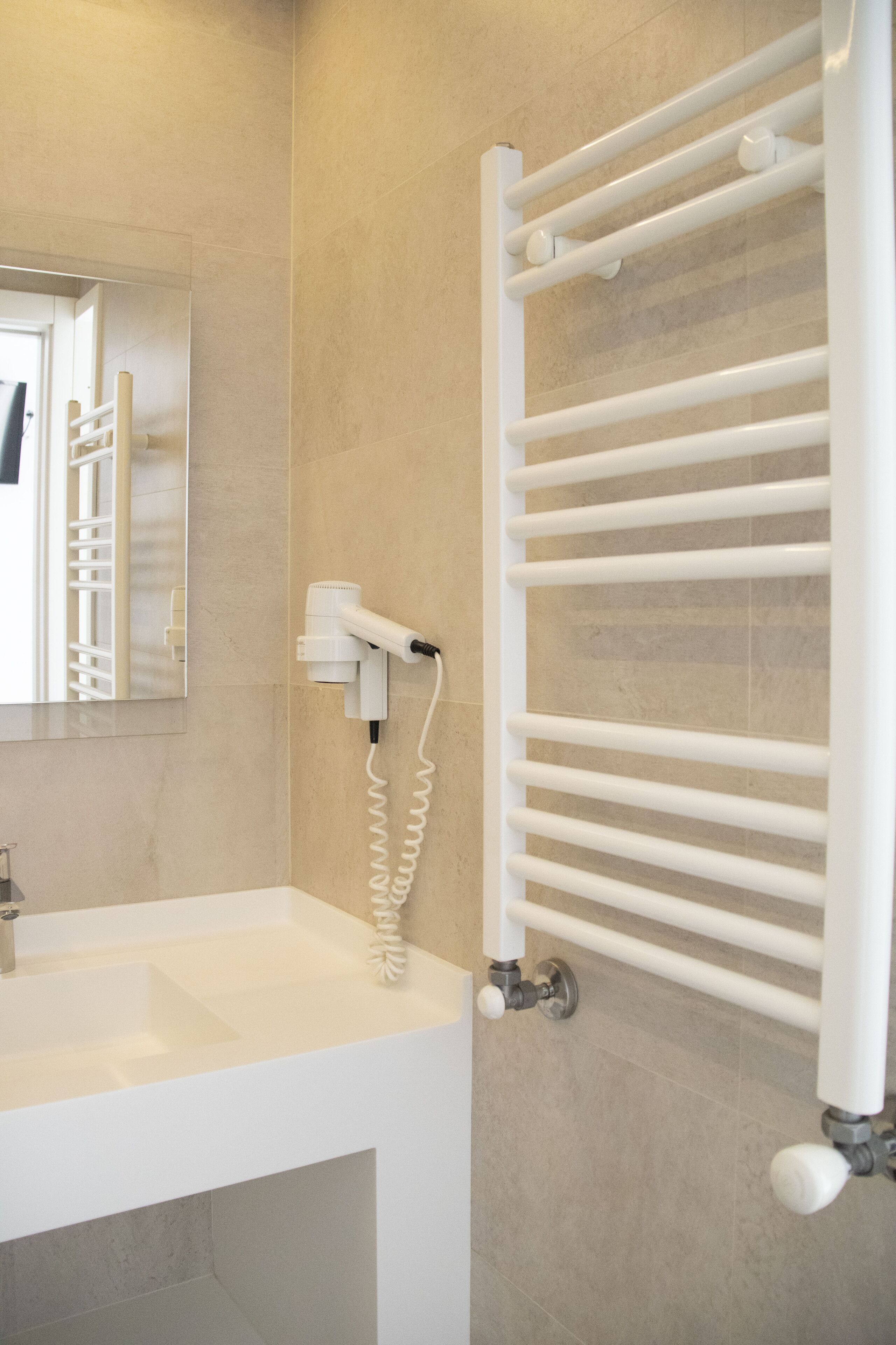 triple room | bathroom | hair dryer, towels