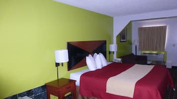 Rom – standard, flere senger, ikke-røyk | Safe på rommet, strykejern/-brett, wi-fi (inkludert) og sengetøy