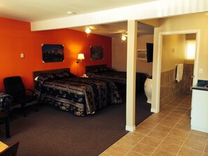 Classic Room, 2 Queen Beds