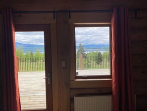 Habitación estándar, 1 cama de matrimonio, patio, vistas al lago | Terraza o patio