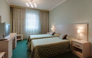 Standard Twin Room | Iron/ironing board, free WiFi, bed sheets - Hotel Voyage Park (Moscow)