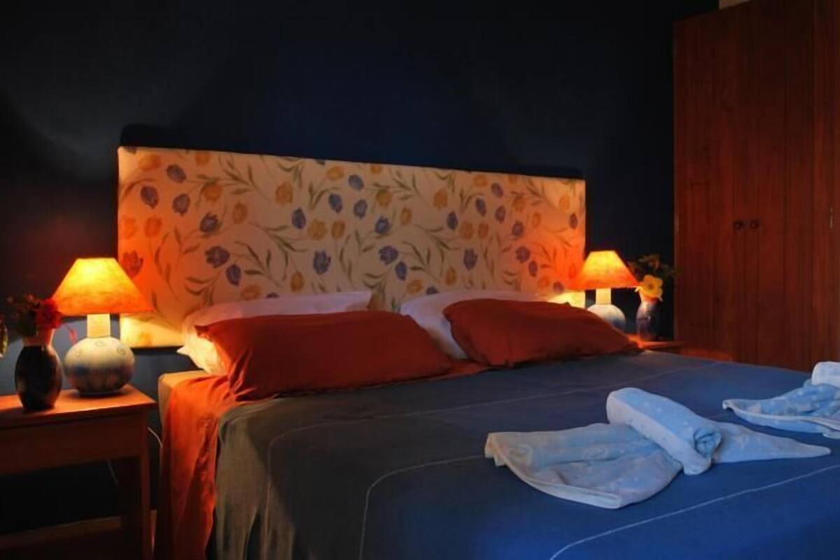 Chambre double | Coffre-fort, accès au Wi-Fi (inclus)