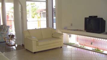 Área de estar no saguão