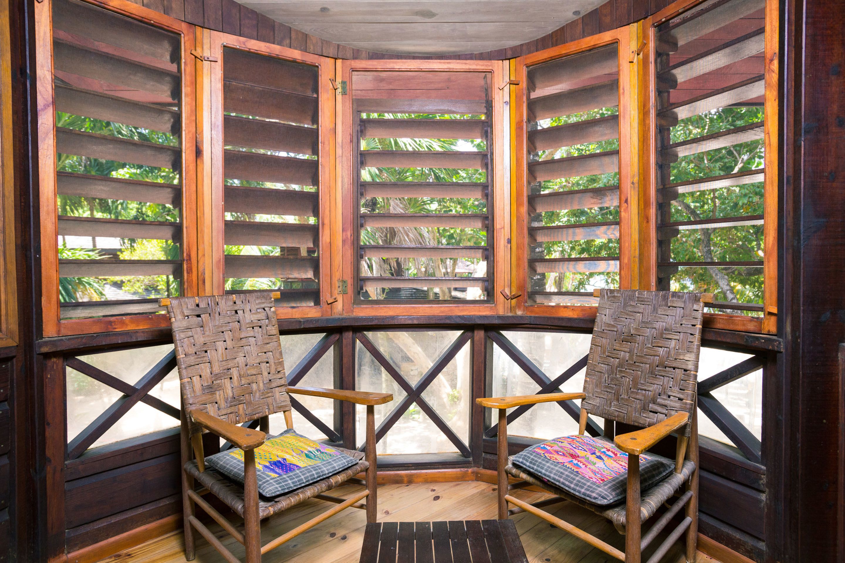 Villa, Non Smoking (Beachside Villa, Queen plus 2 Twins) | Interior detail